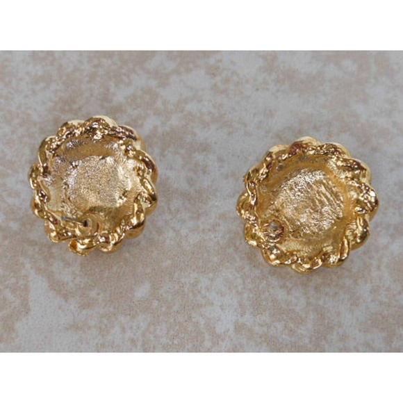 Vintage Gold Tone Black Cabochon Round Button Stud Earrings - Picture 4 of 8